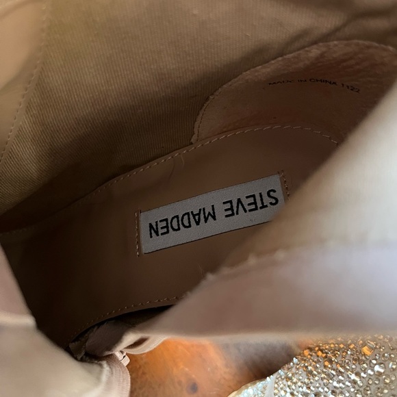 Steve Madden Illisa Rhinestone Lace Up Ankle Boot - Picture 15 of 16